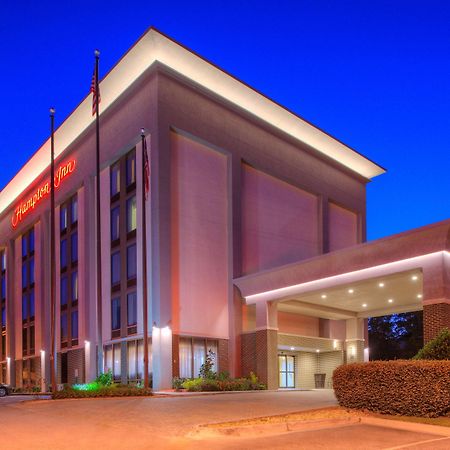 Hampton Inn Atlanta-North Druid Hills Экстерьер фото