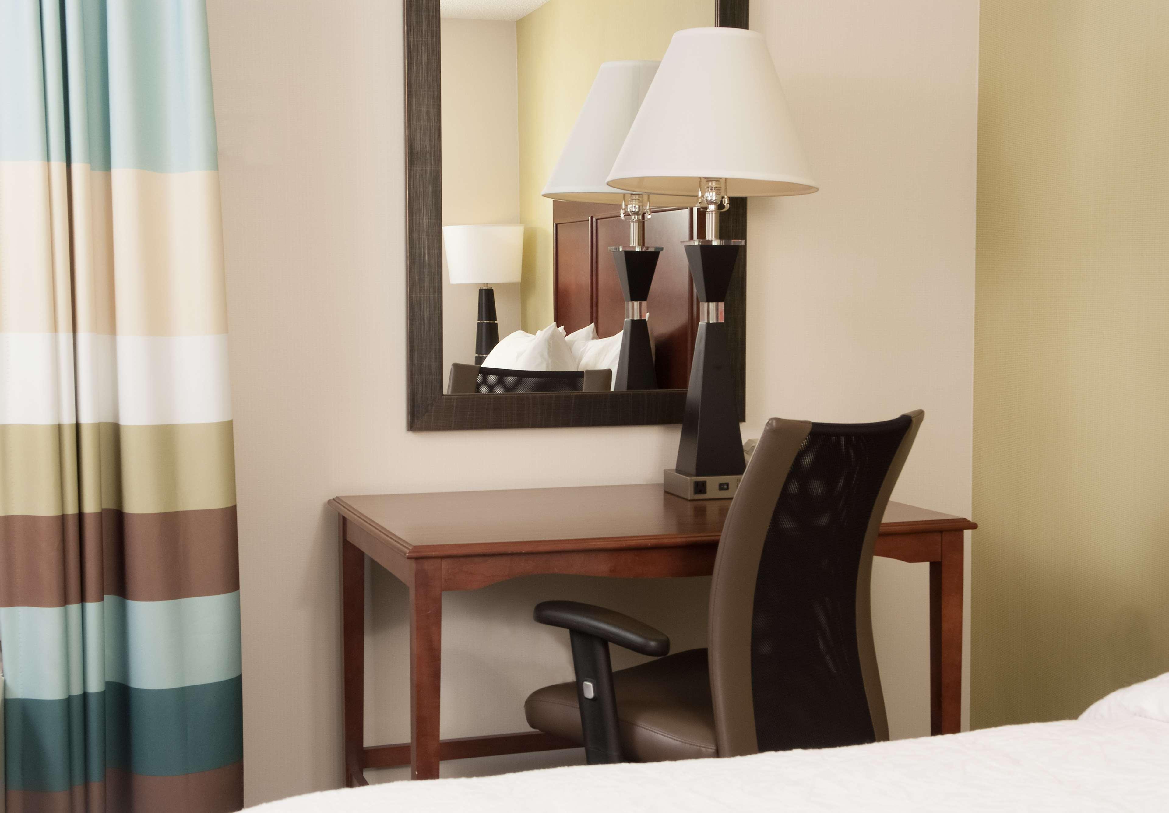 Hampton Inn Atlanta-North Druid Hills Экстерьер фото