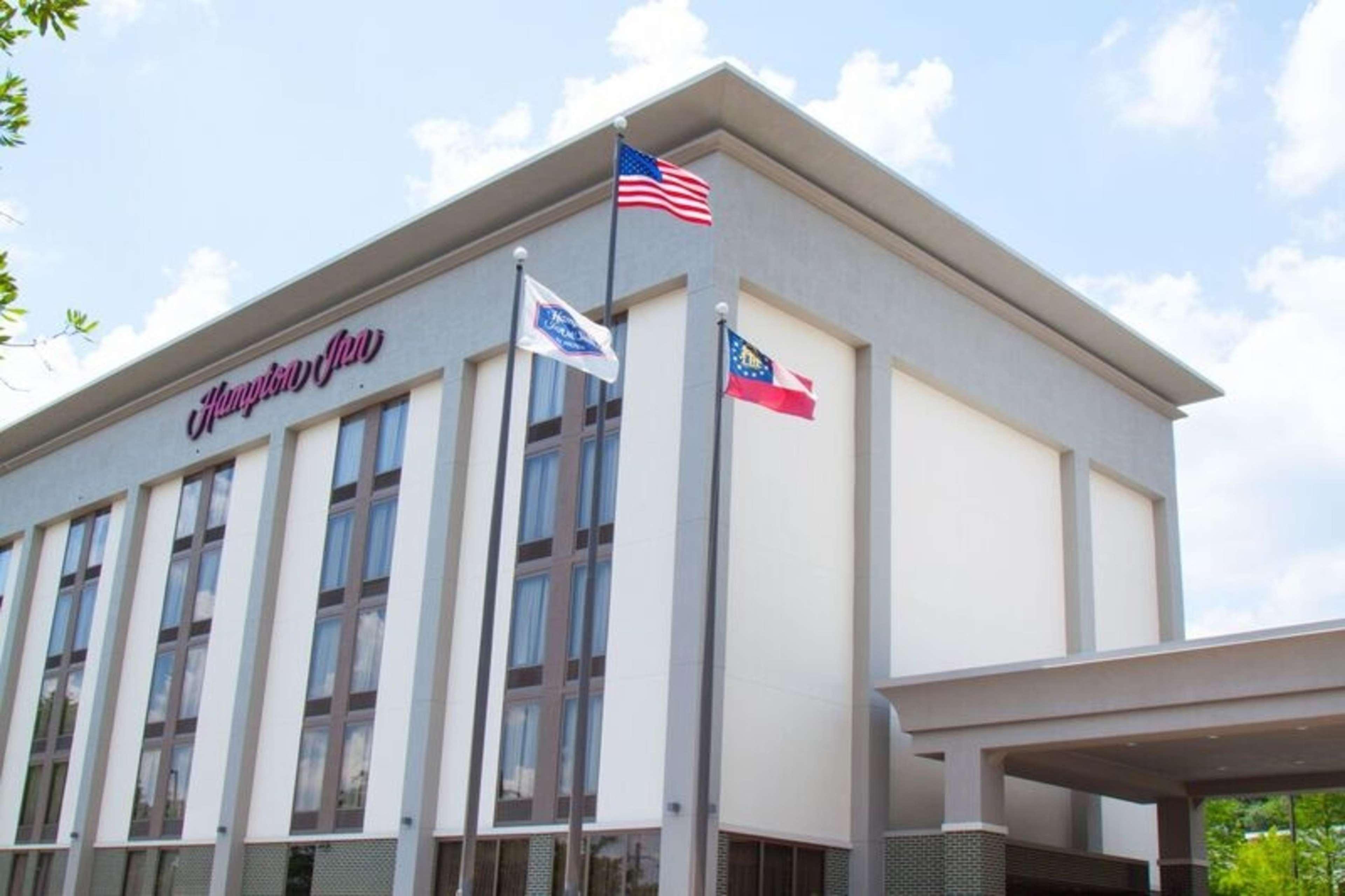 Hampton Inn Atlanta-North Druid Hills Экстерьер фото