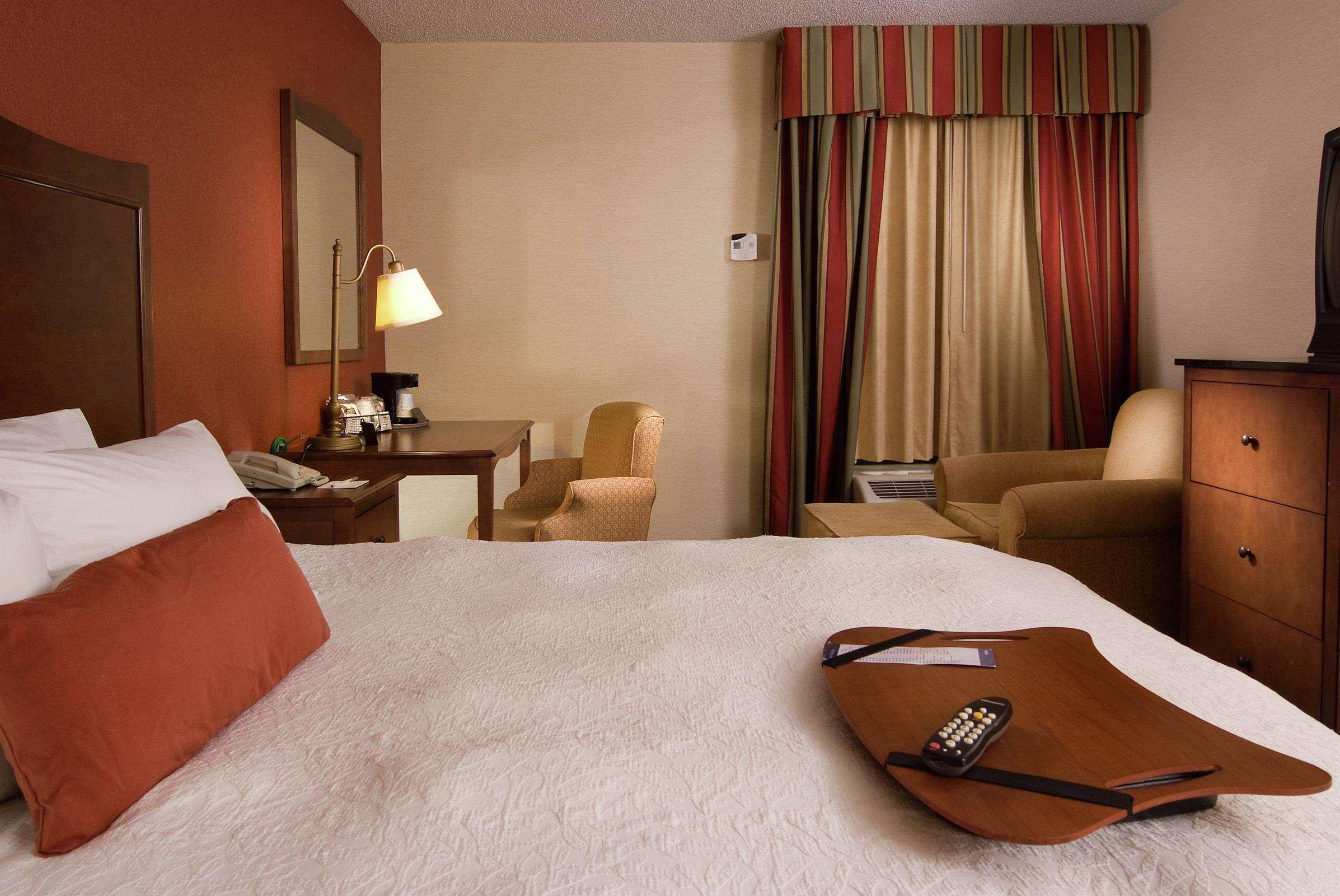 Hampton Inn Atlanta-North Druid Hills Экстерьер фото