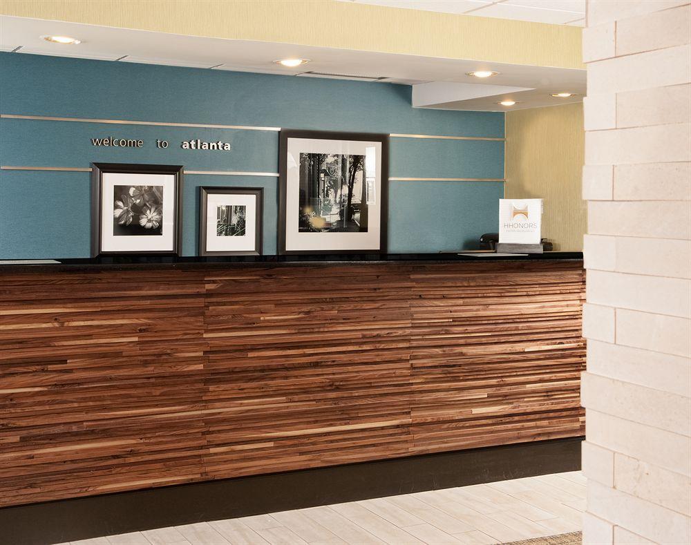 Hampton Inn Atlanta-North Druid Hills Экстерьер фото