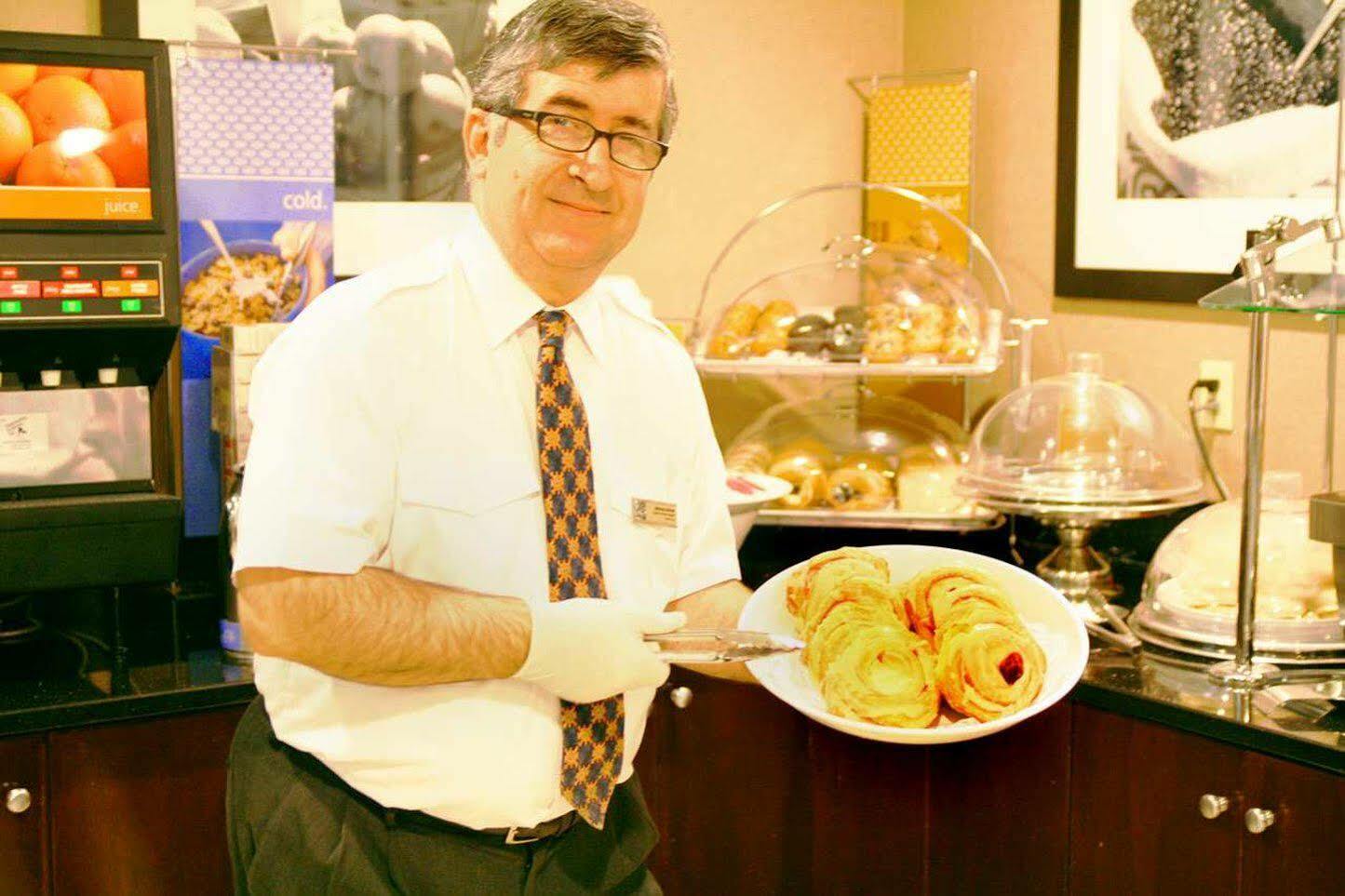 Hampton Inn Atlanta-North Druid Hills Ресторан фото